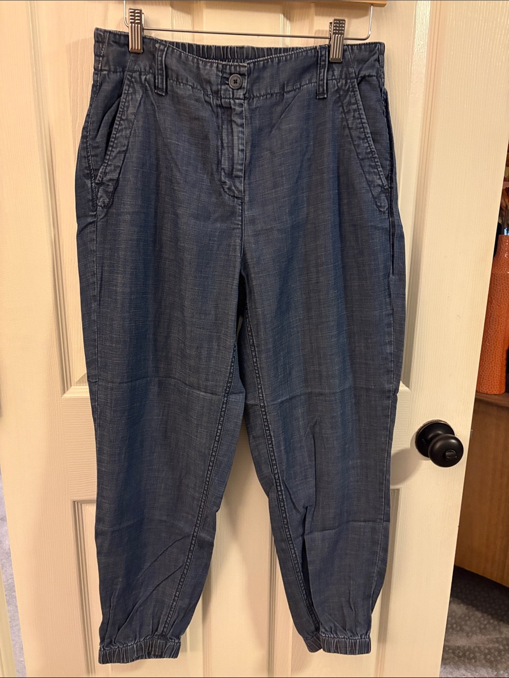 Talbots Women’s Chambray Jogger Jeans in Dark Blue